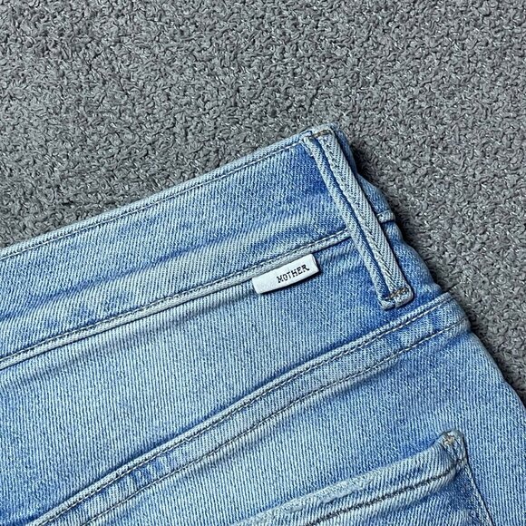 Mother The Weekender Fray Jeans Women 25 Light Denim Flare California Cruiser - Picture 7 of 9